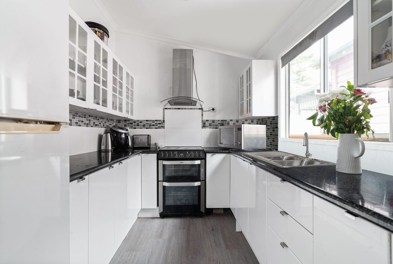 2 bedroom/1 resident house in Mayfield West Available — Home image 5
