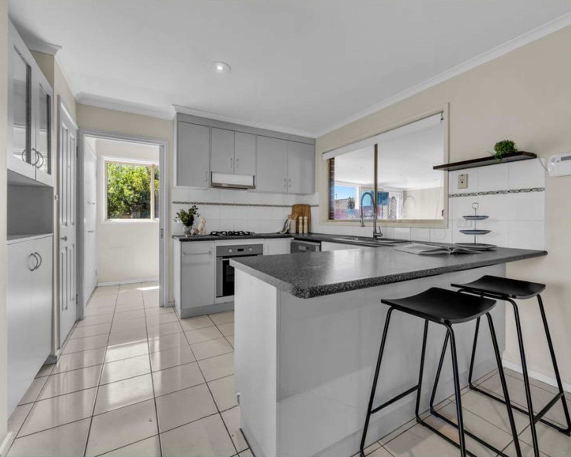 SIL Cranbourne — Home image 6