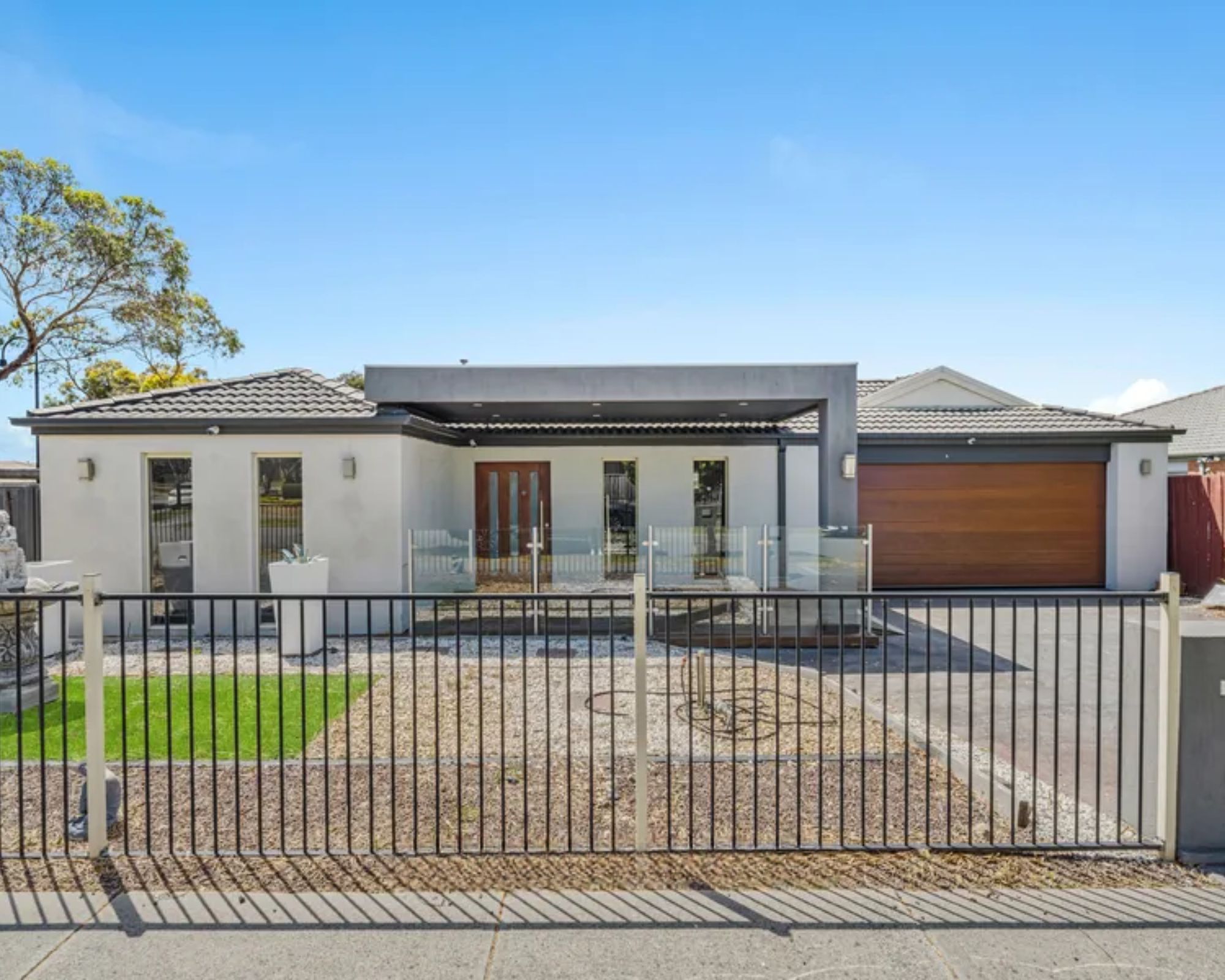 SIL Cranbourne — Home image 8