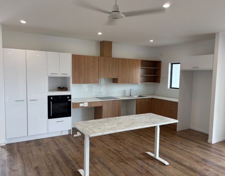 3 BR High Physical Support Home with 2 Living Areas – Bellbird Park — Home image 3