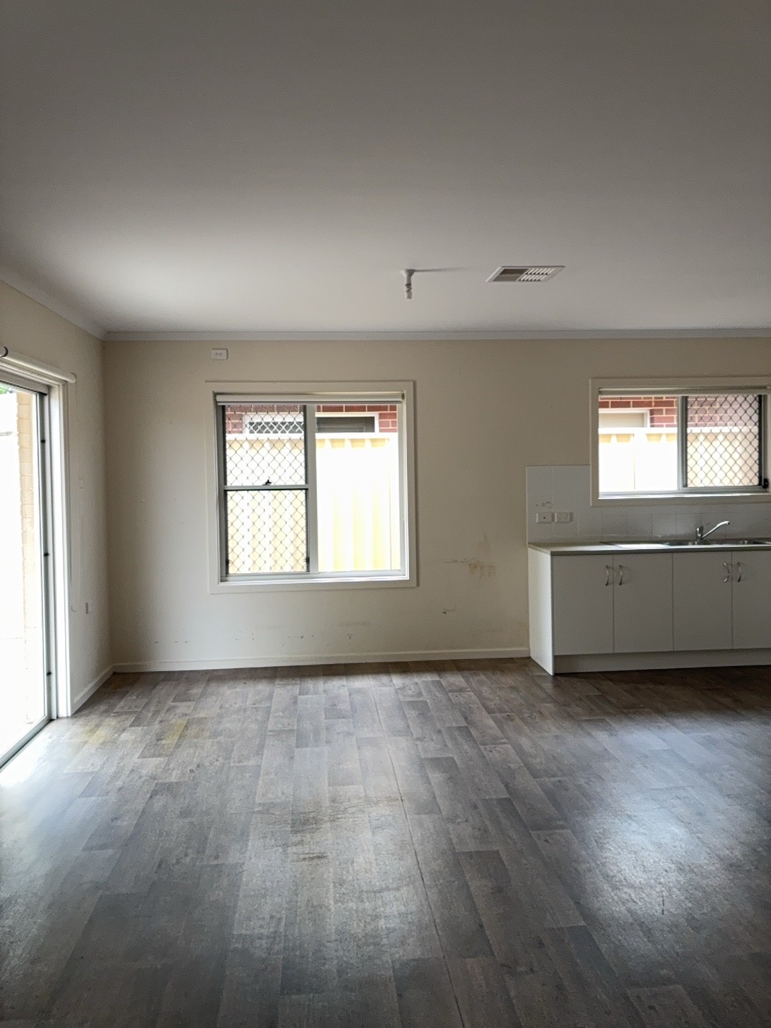 Woodville West Home — Home image 6