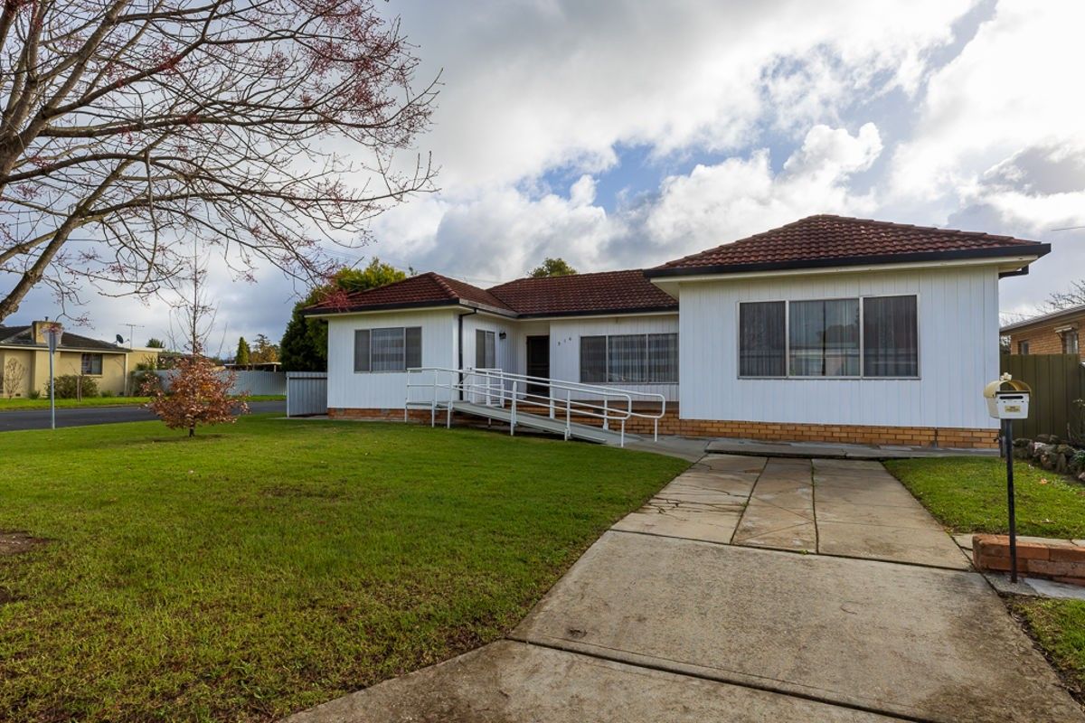 Supported Independent Living Home – Lavington — Home image 11