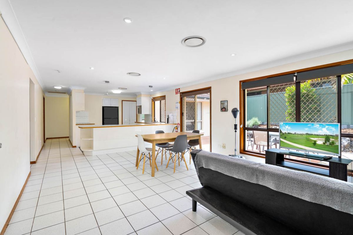 SIL: Burleigh Waters, QLD — Home image 3