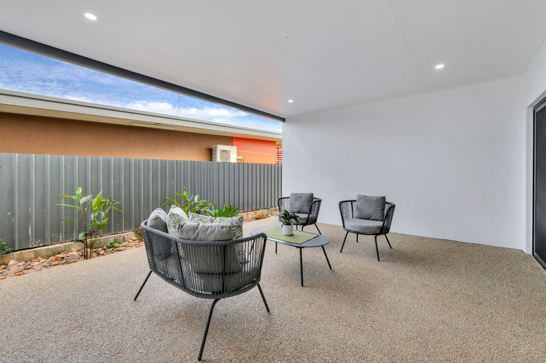 High Physical Support Side by Side Houses, Johnston — Home image 6