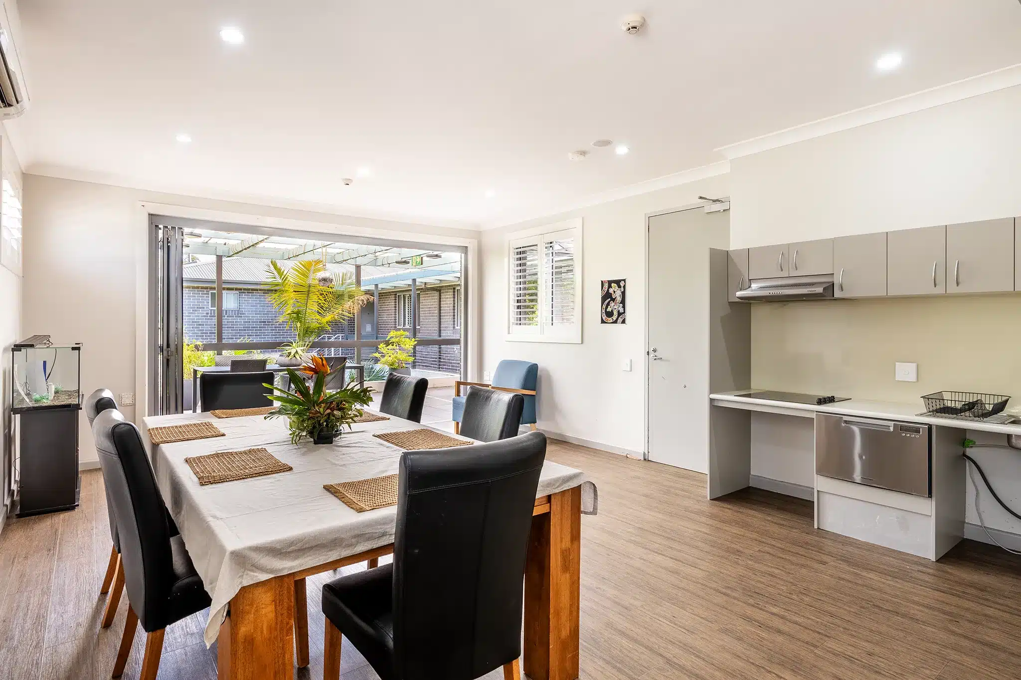 Welcoming Home in Ryde — Home image 3