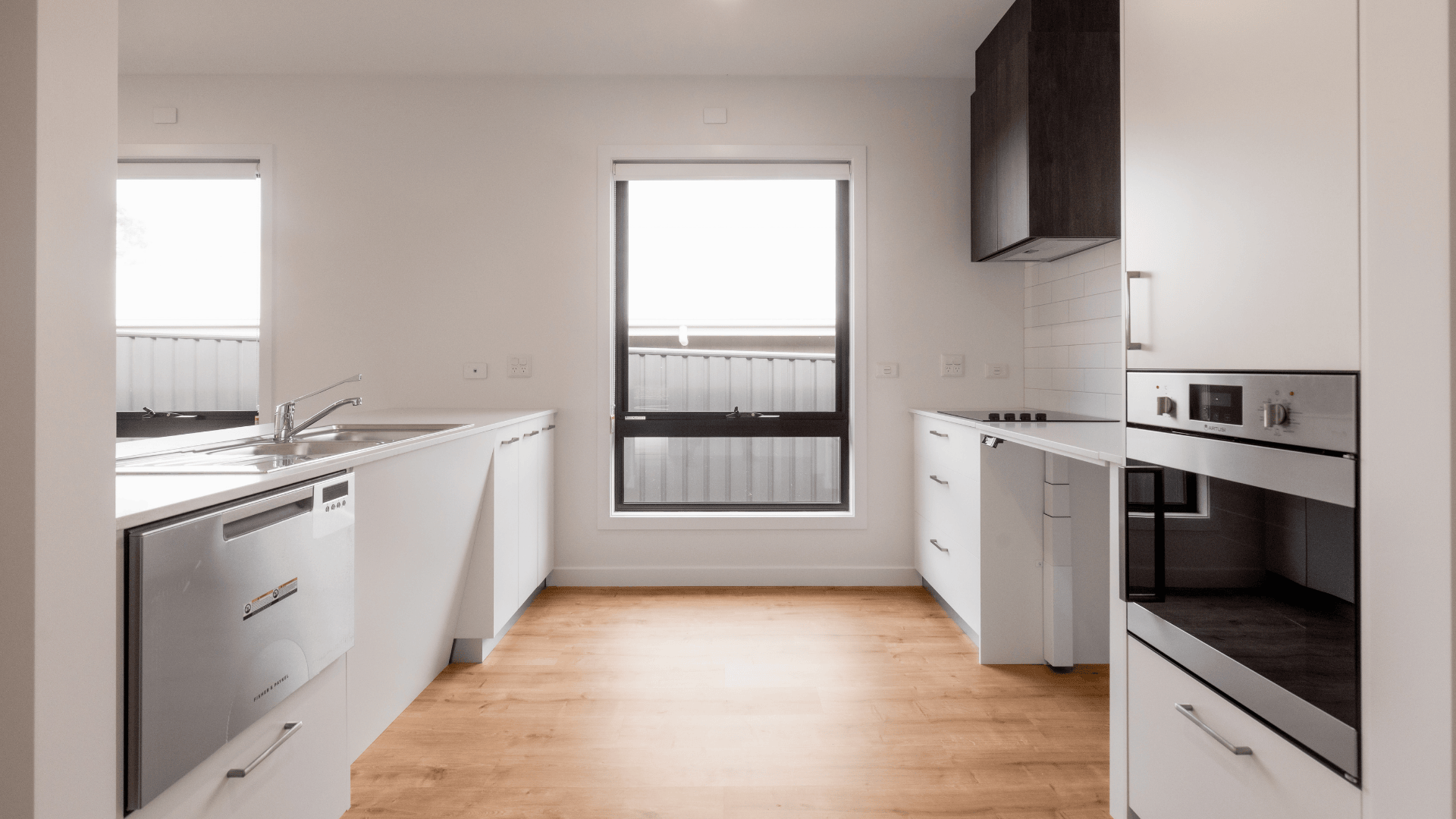 HPS built home in Sorell - Ready for move in now! — Home image 3