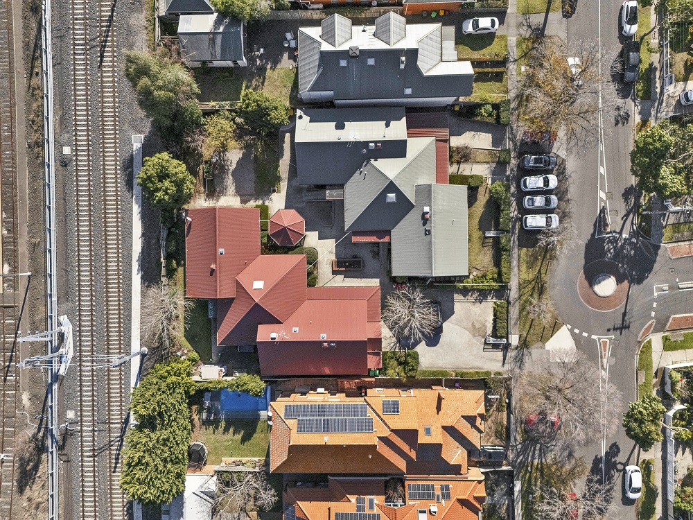 Beachside living in Williamstown — Home image 10