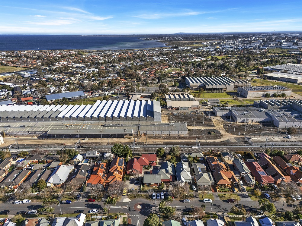 Beachside living in Williamstown — Home image 14