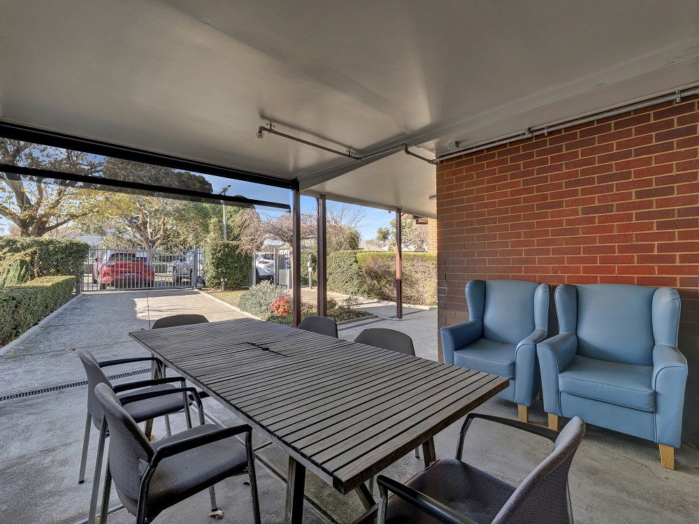 Beachside living in Williamstown — Home image 19