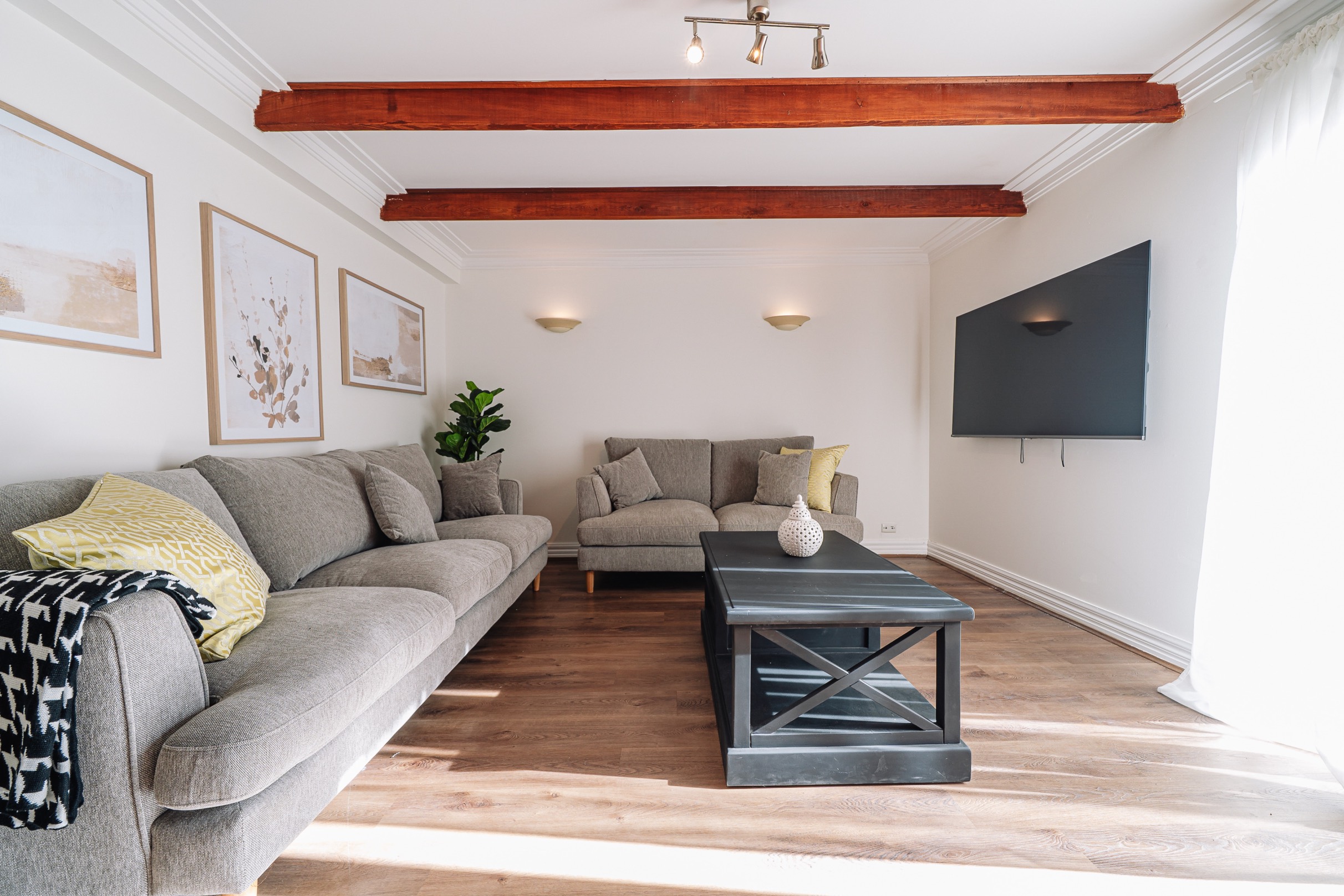 Discover Modern Supported Independent Living in Footscray – Fully Furnished — Home image 3