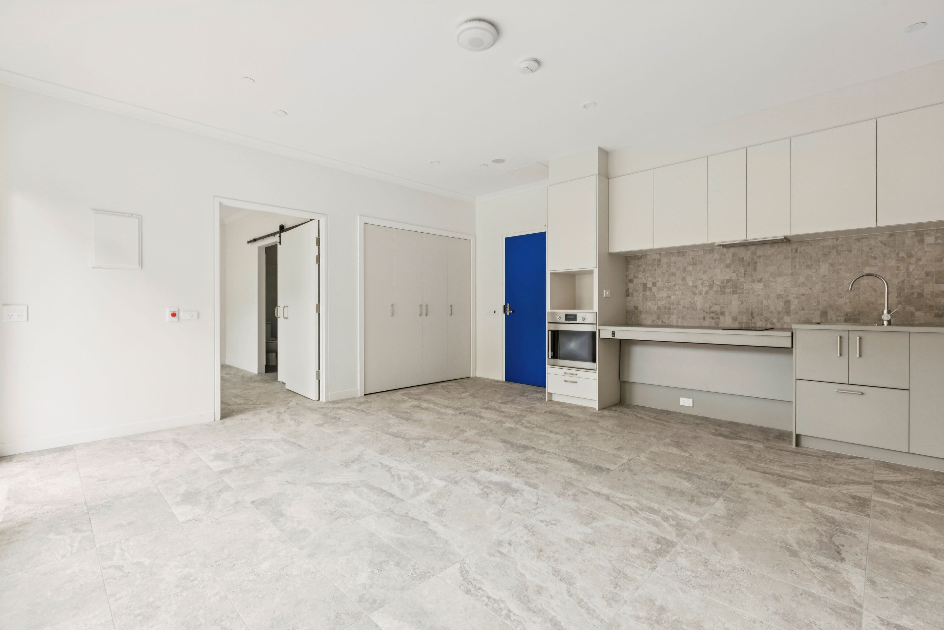 1 Bedroom Villas, Frankston — Home image 7