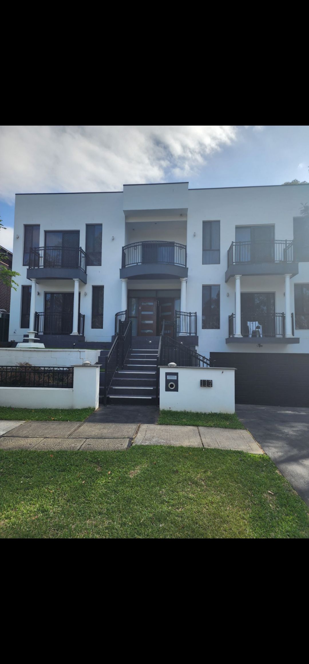 NDIS/ SIL Accomodation, Large room with a ensuite and a separate office connected to it. — Home image 4