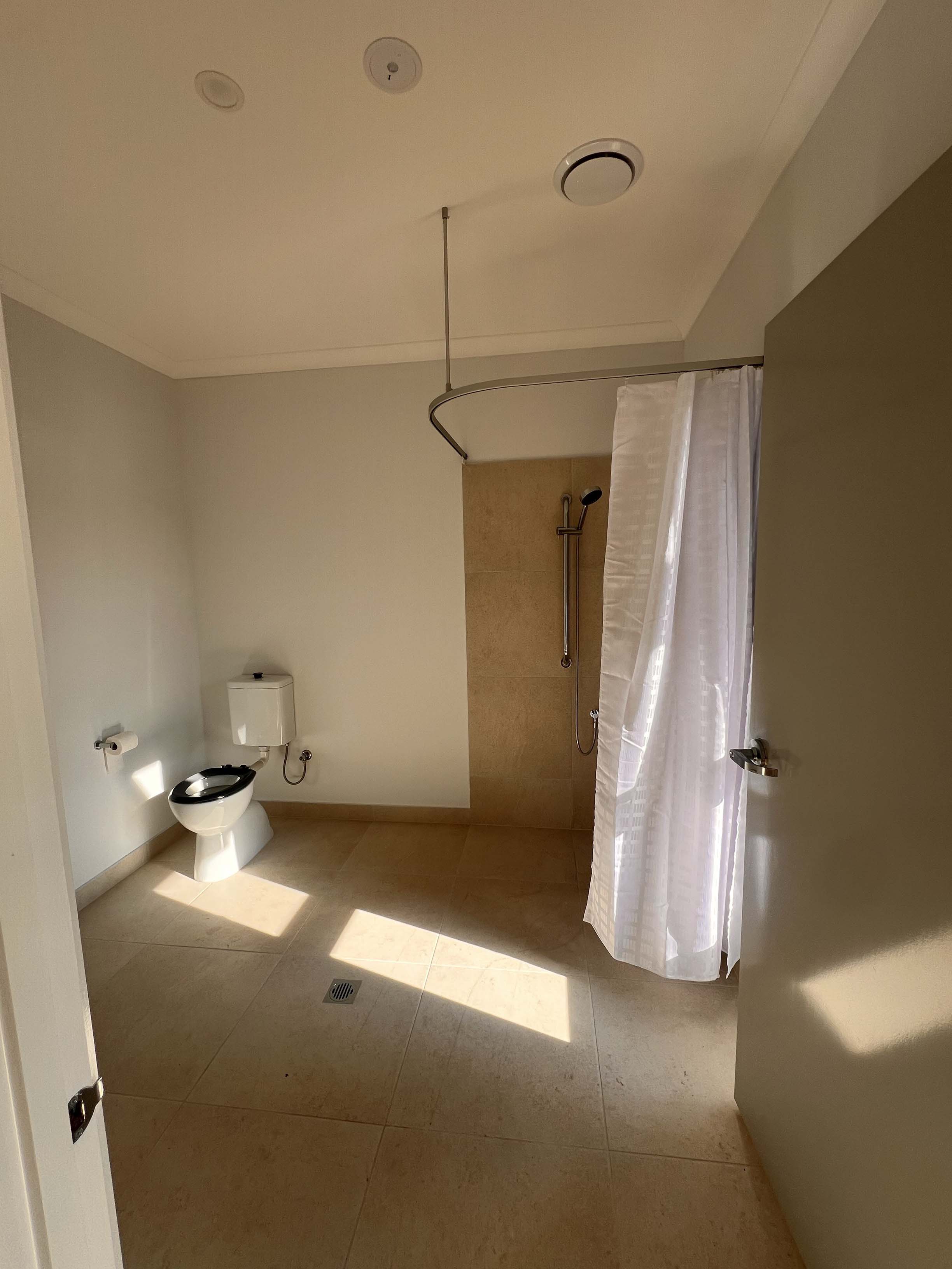 One vacancy in new build Melton South home — Home image 5