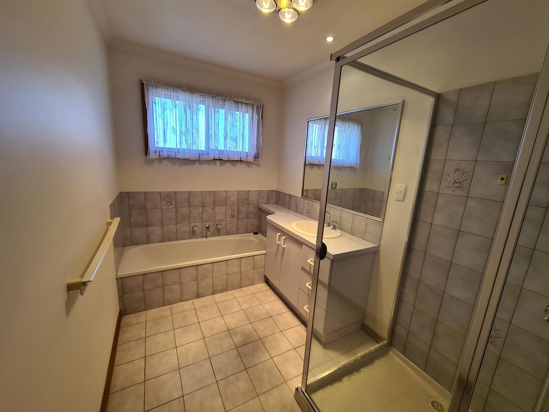 Accessible SIL Accommodation with Two Vacant Rooms on Maude Street, Shepparton — Home image 5