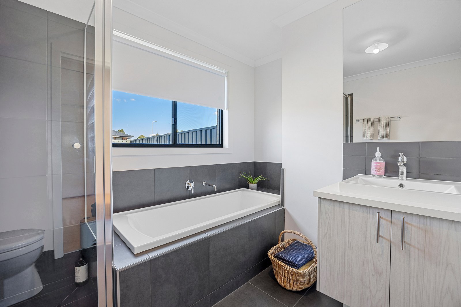 Lovely SIL Home in Strathfieldsaye, Bendigo — Home image 11