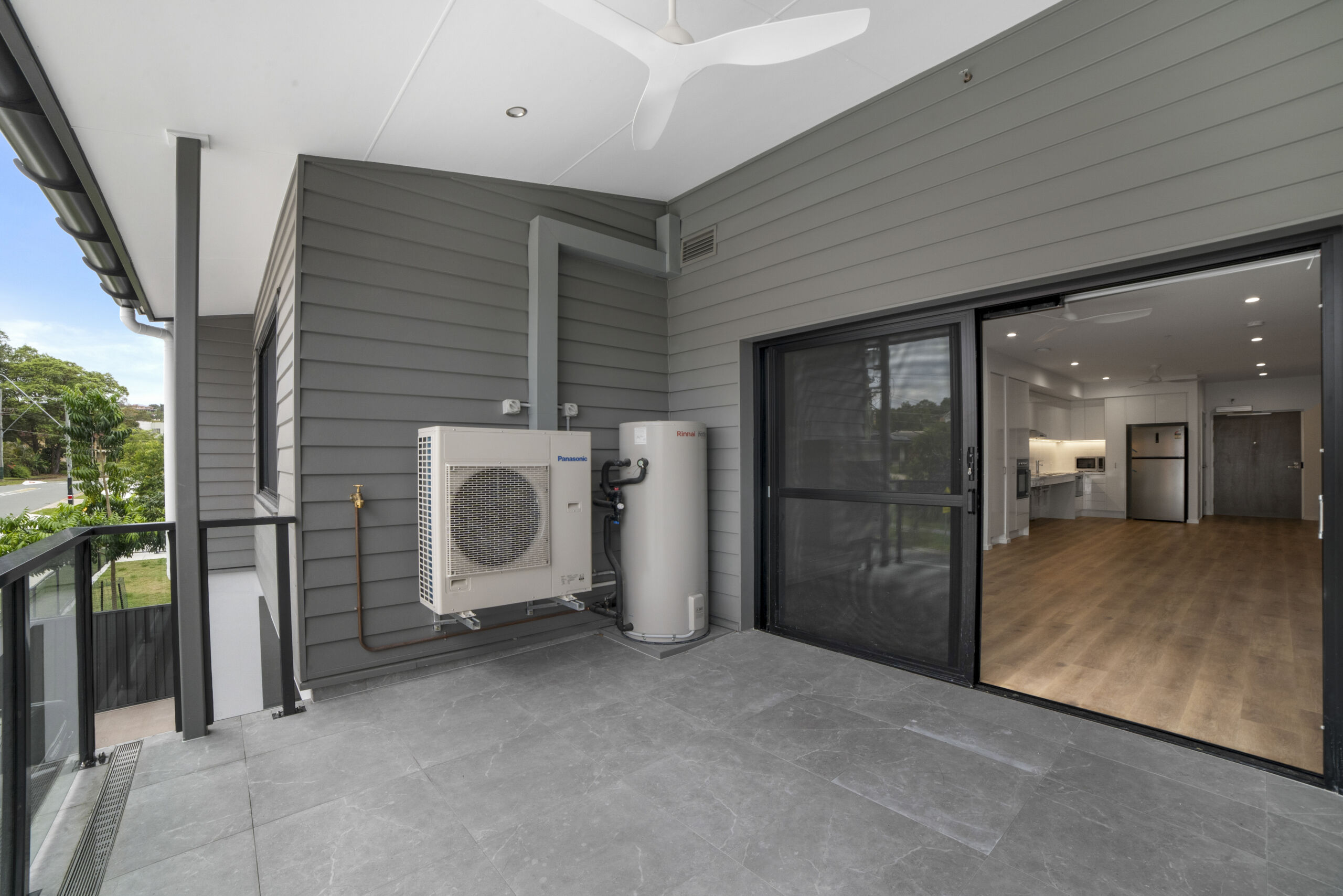 2 Bedroom Apartments, Springwood — Home image 3