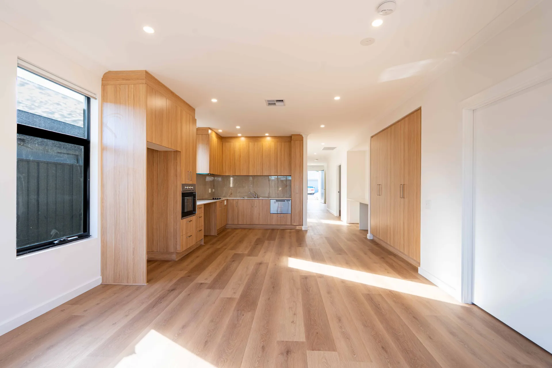 P 042 Willow — Home image 3