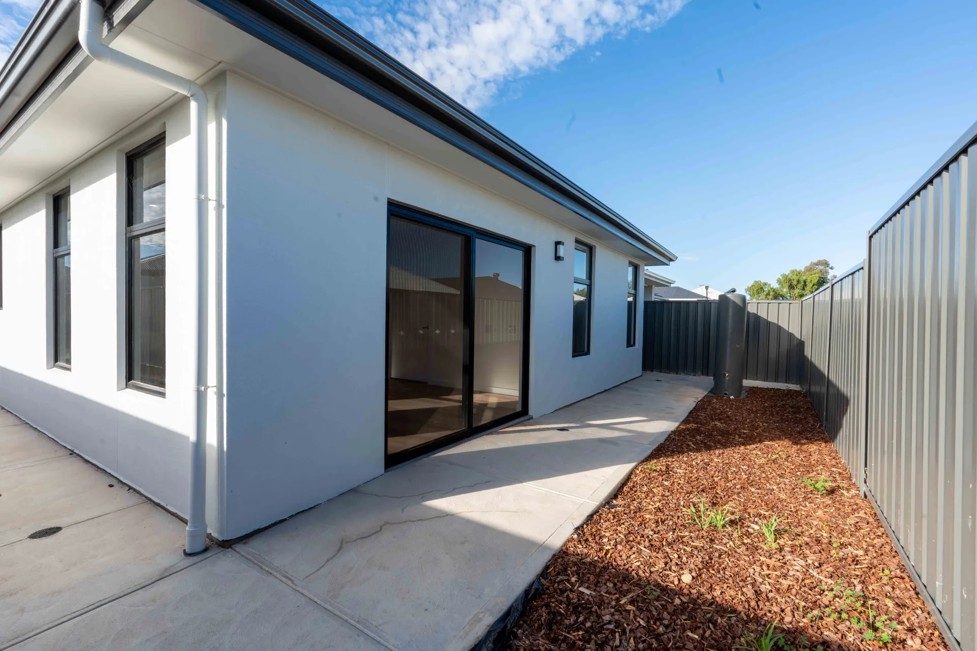 P 042 Willow — Home image 17