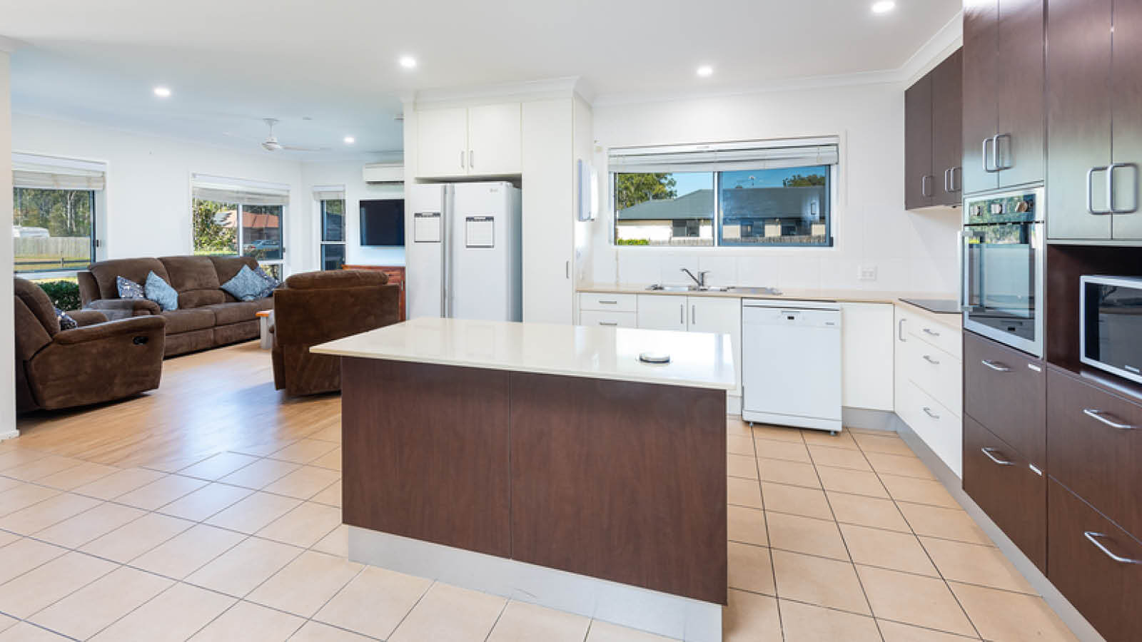 Modern Comfort in Tinana — Home image 3