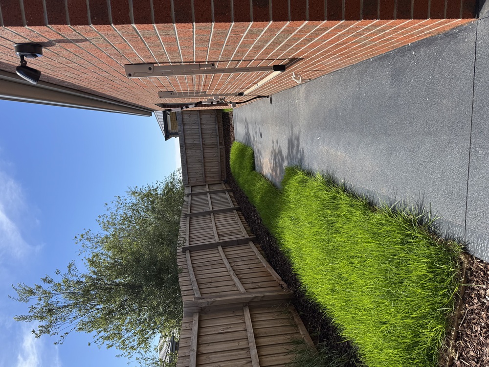 Robust SDA Two Independent Homes on One Title — Home image 32