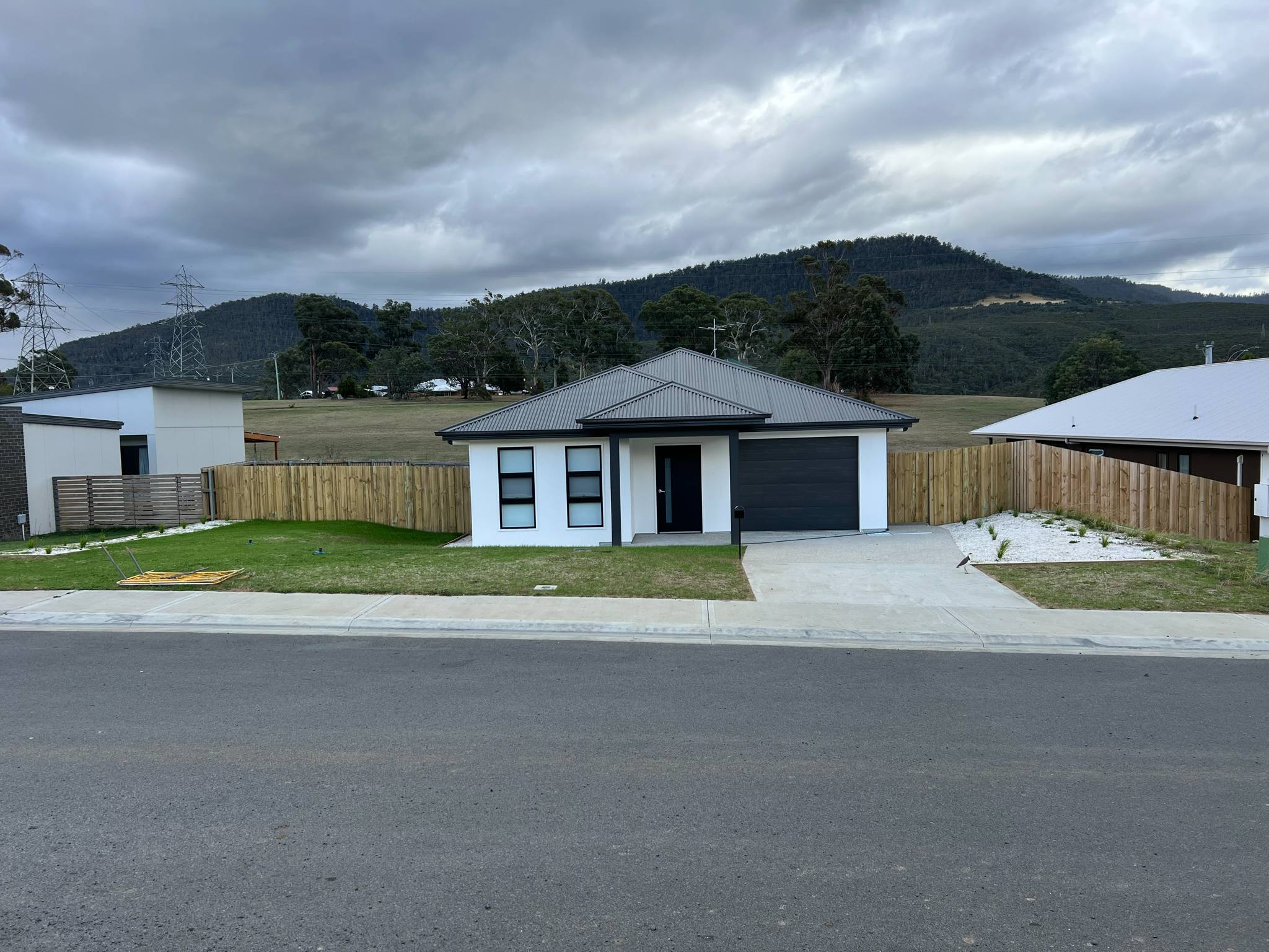 SDA HPS 2 Bedroom House plus OOA New Norfolk, TAS 216 — Home image 2