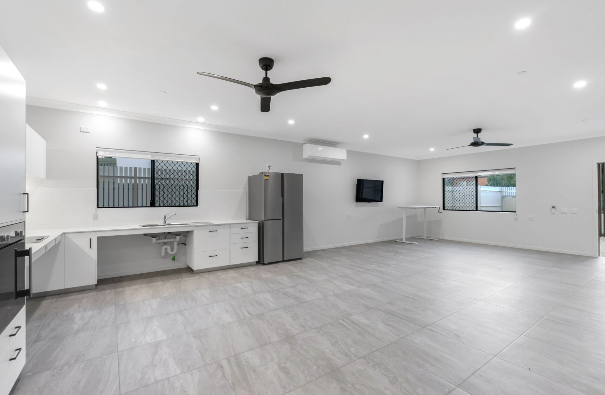 Live near the beach at Yorkeys Knob in a BRAND NEW SDA! — Home image 4
