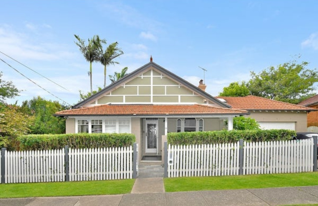 Spacious 4‑Bed Home in Concord — Home image 6