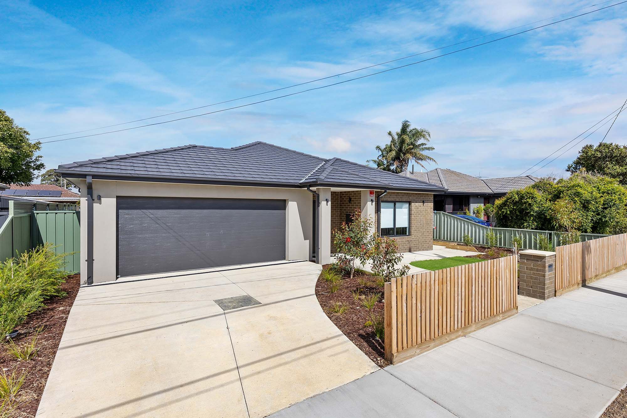 Modern 3 bedroom home with High Physical Support features available! — Home image 2
