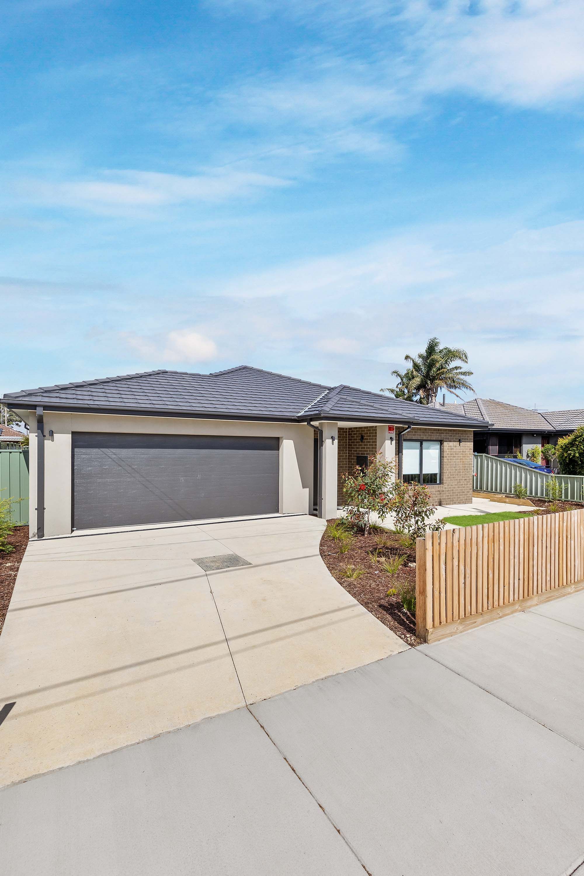 Modern 3 bedroom home with High Physical Support features available! — Home image 9