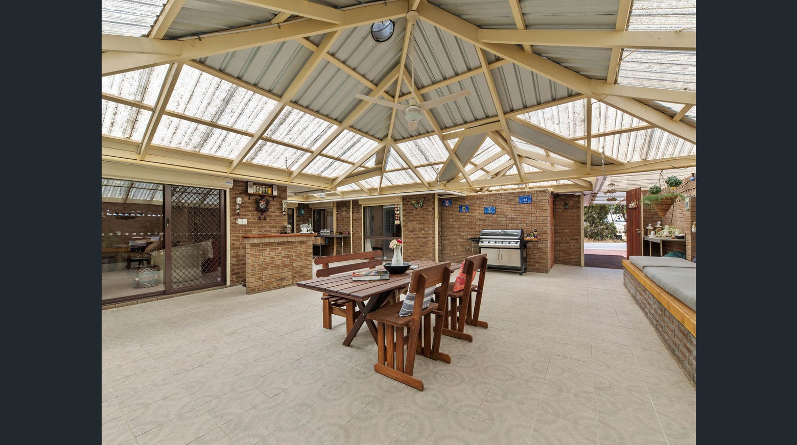 Midland SIL Vacancy available — Home image 6