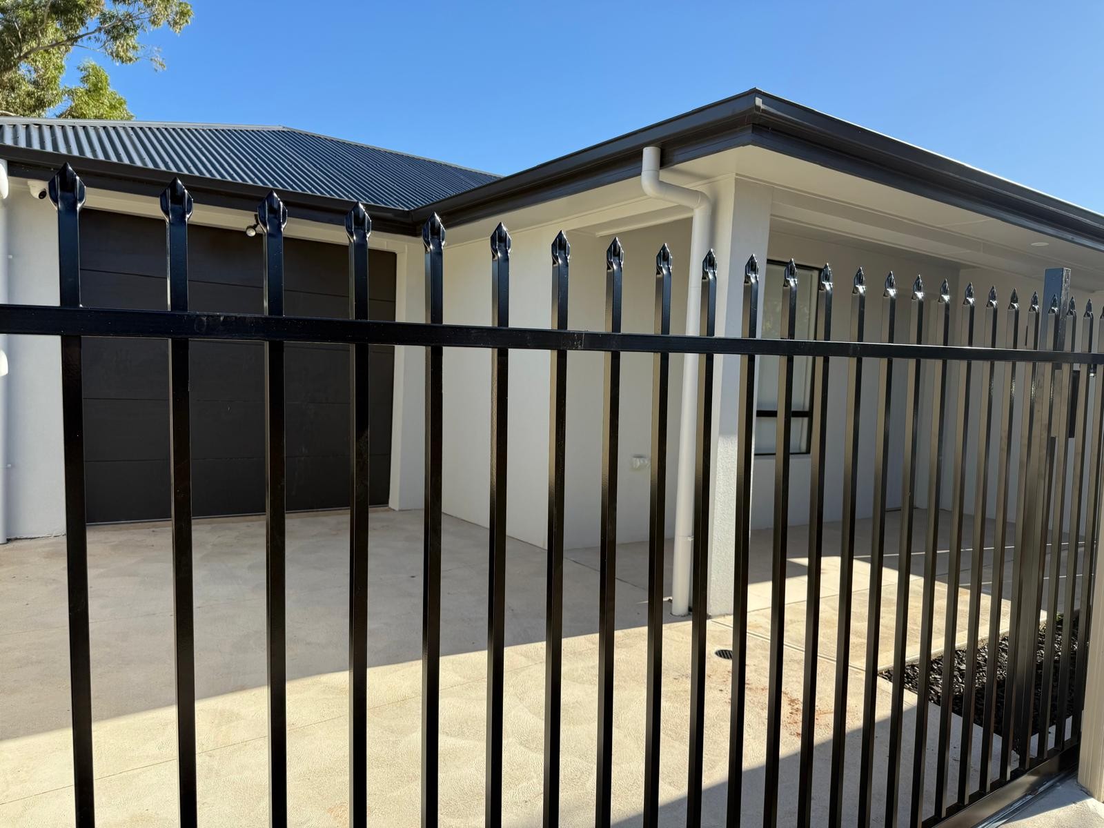 Premium Robust/HPS SDA Home – Safe, Modern & Ready for the Right Fit — Home image 7