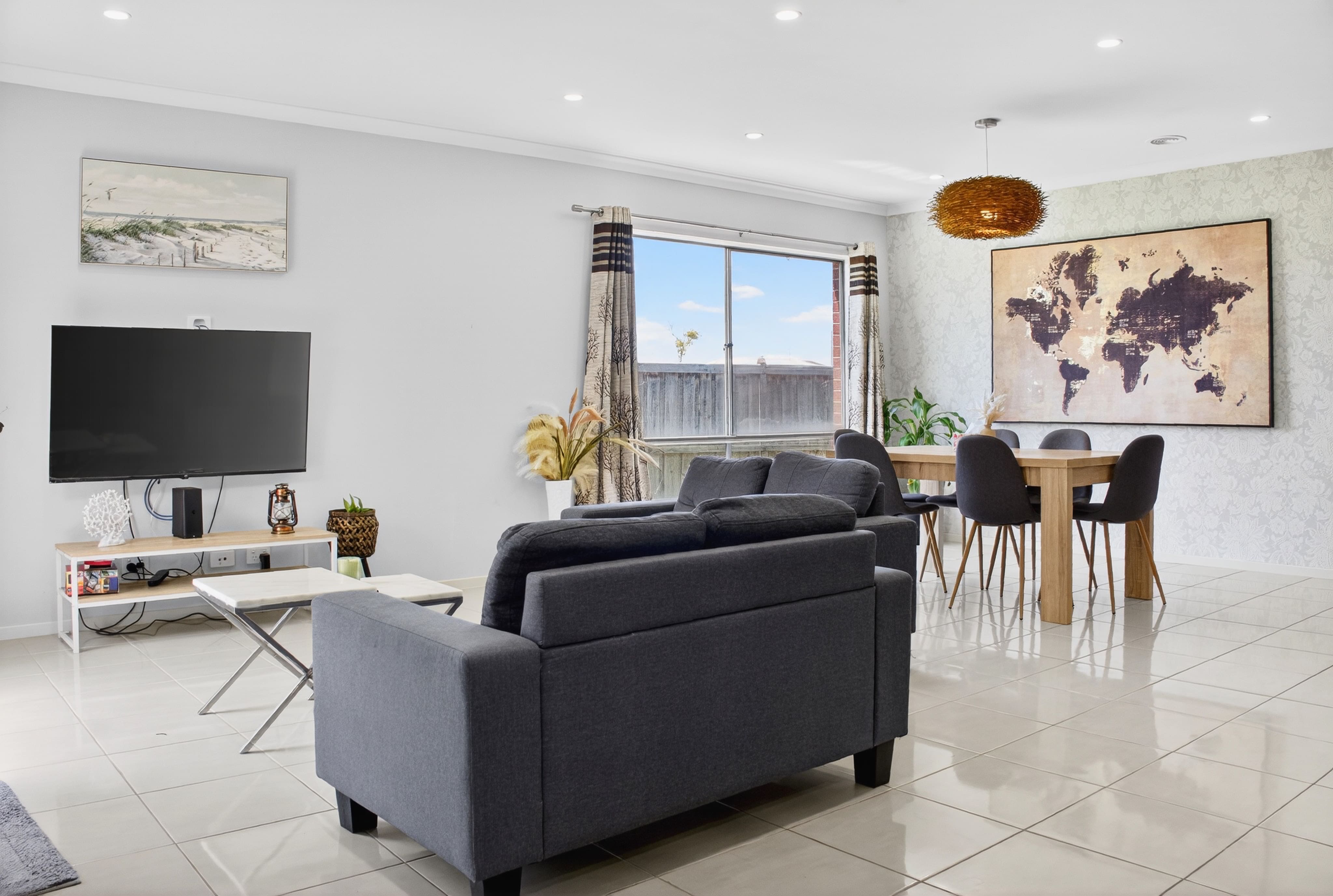 Modern 4-Bedroom Home for Rent – Walk to supermarket, Bus Stop, GP & More! — Home image 8