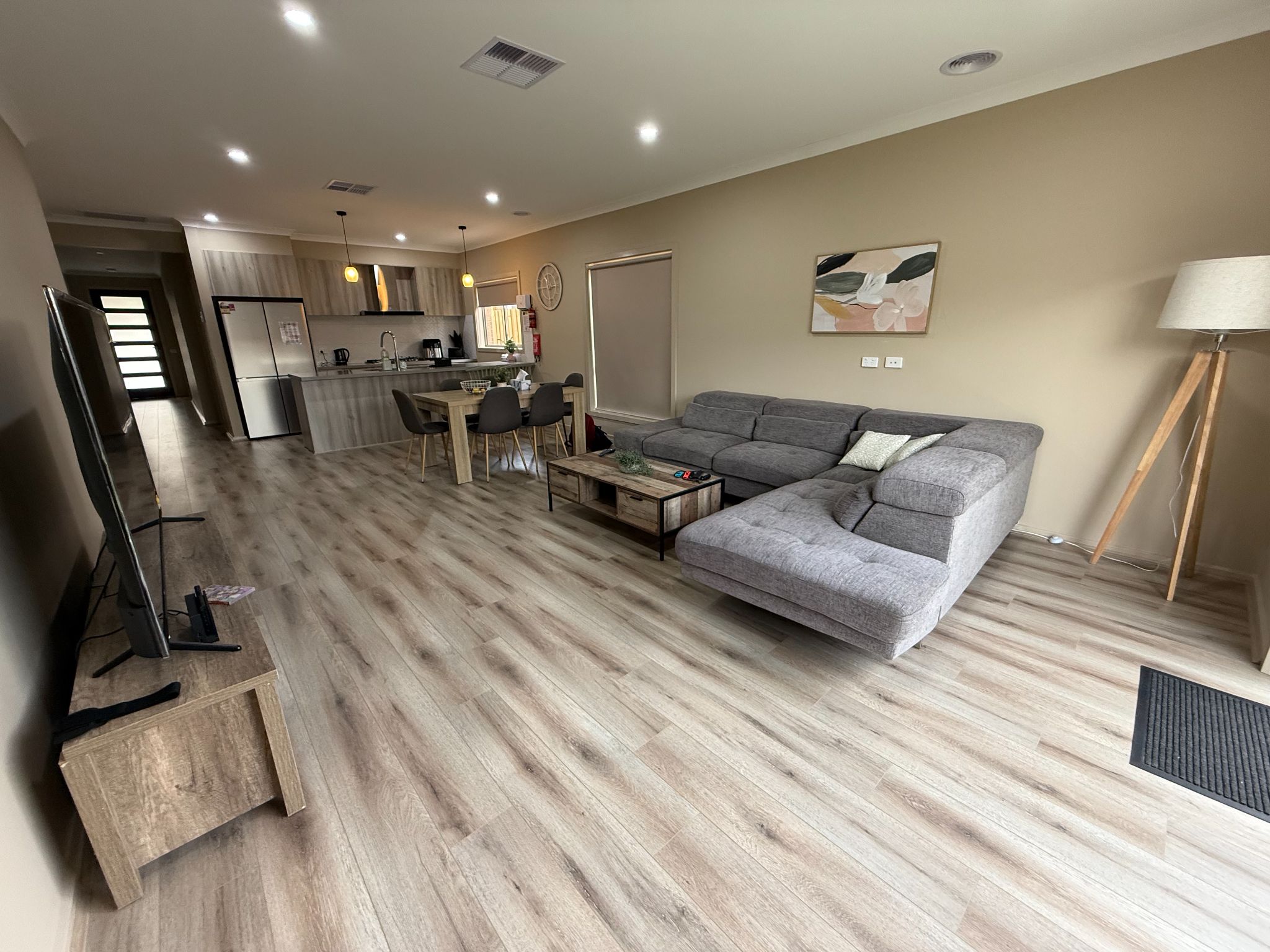 Modern 4-Bedroom Home for Rent – Walk to supermarket, Bus Stop, GP & More! — Home image 12