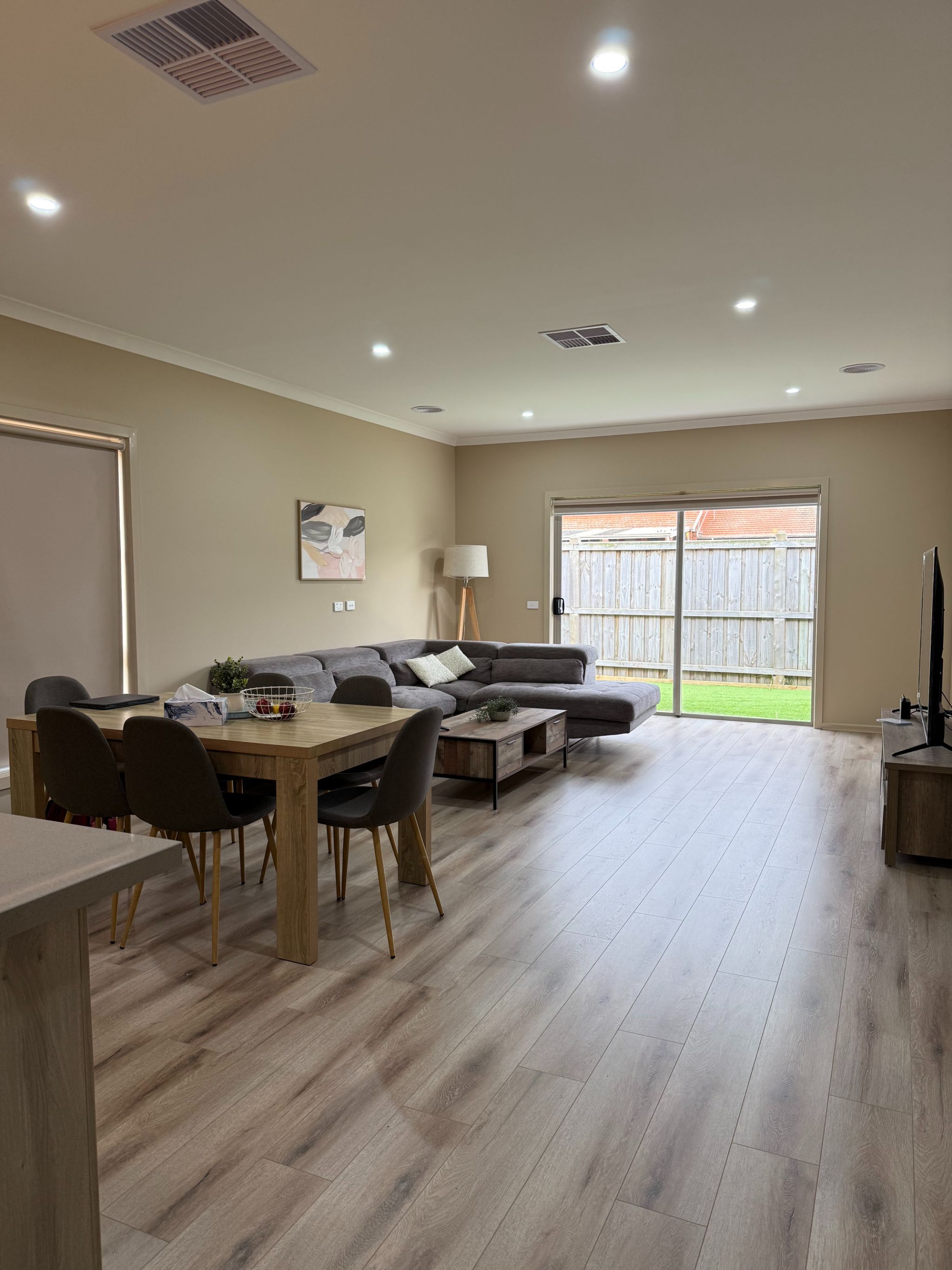 Modern 4-Bedroom Home for Rent – Walk to supermarket, Bus Stop, GP & More! — Home image 13