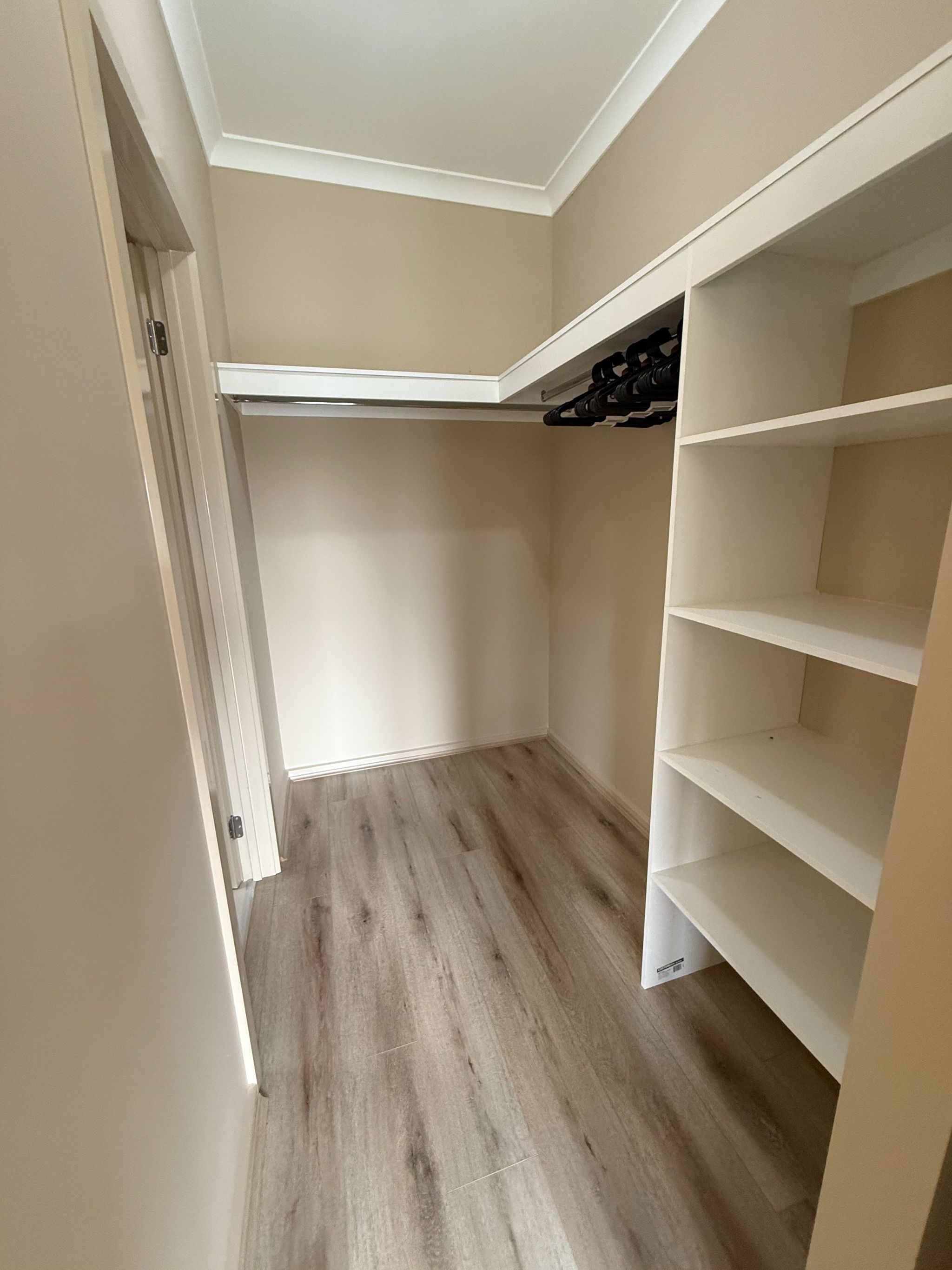 Modern 4-Bedroom Home for Rent – Walk to supermarket, Bus Stop, GP & More! — Home image 14
