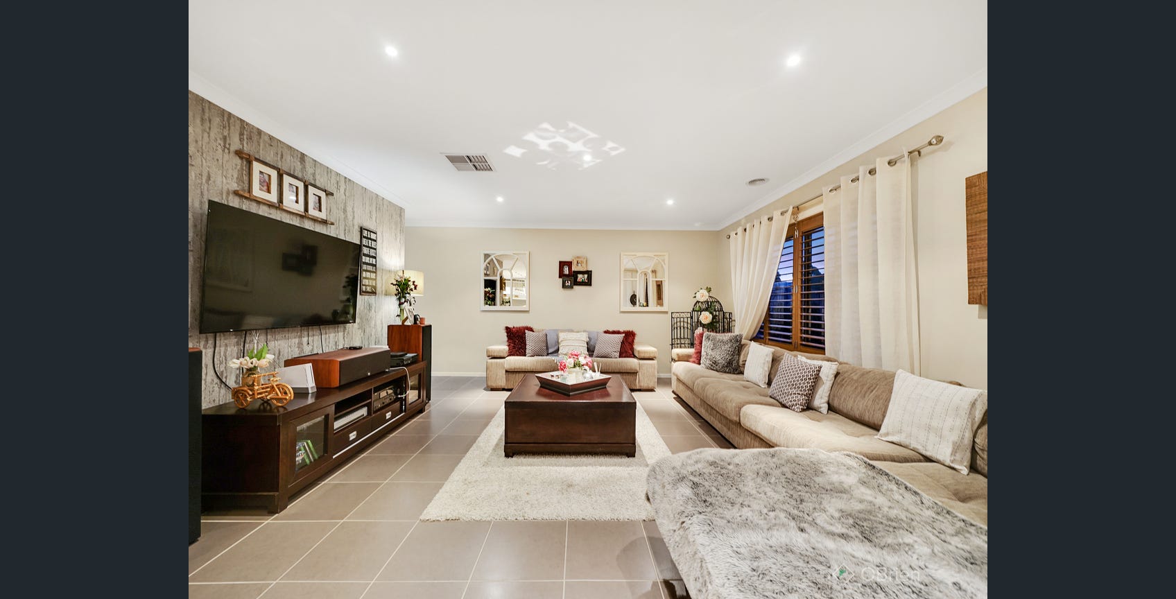 Seeking Resident at 1:3 Ratio  Accessible Home Cranbourne East TAC  NDIS — Home image 2