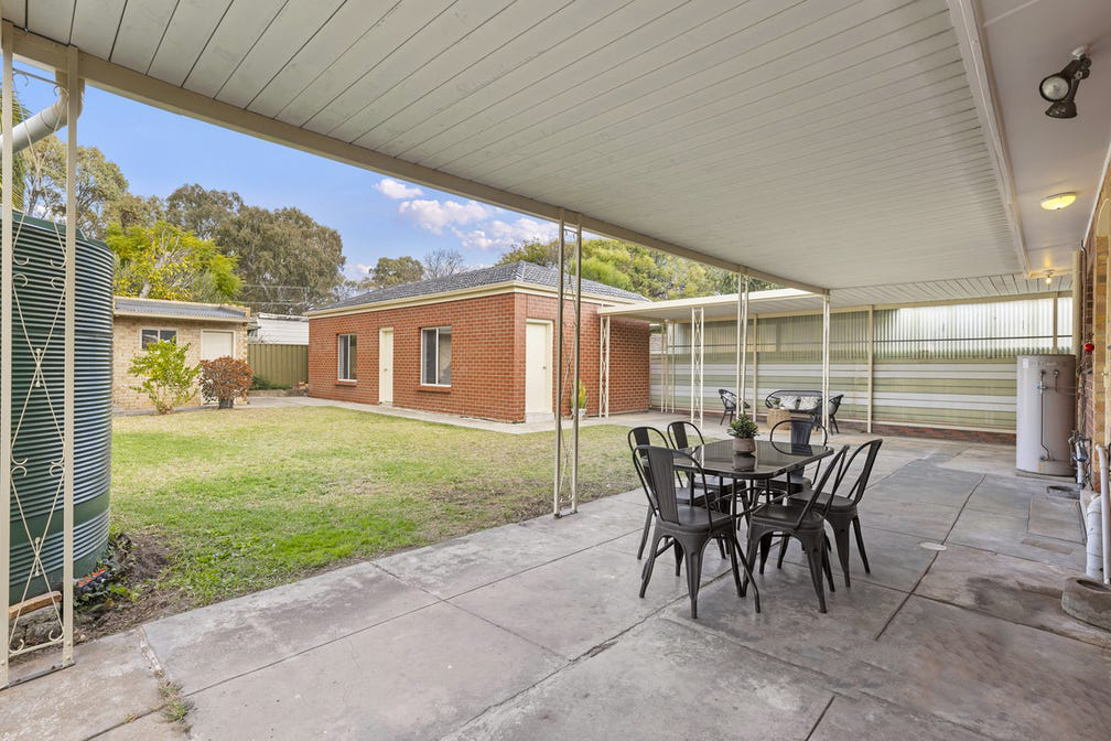 Discover Comfort & Accessibility in Magill, a Prime location of Adelaide! — Home image 20