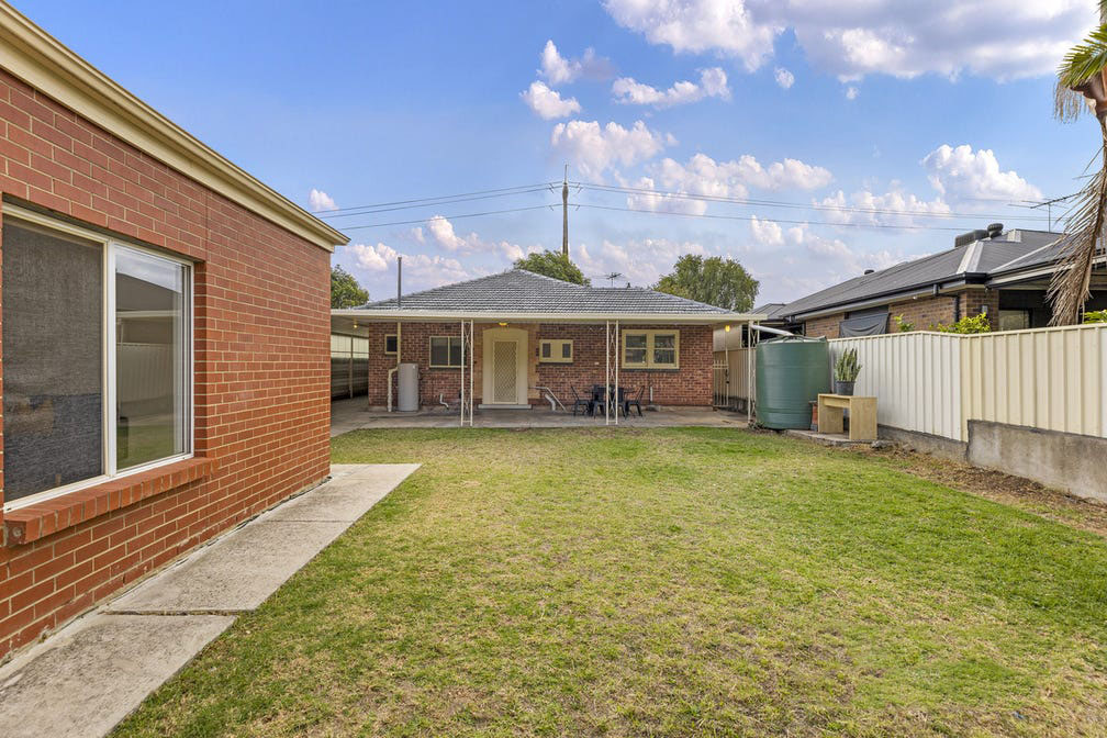 Discover Comfort & Accessibility in Magill, a Prime location of Adelaide! — Home image 23