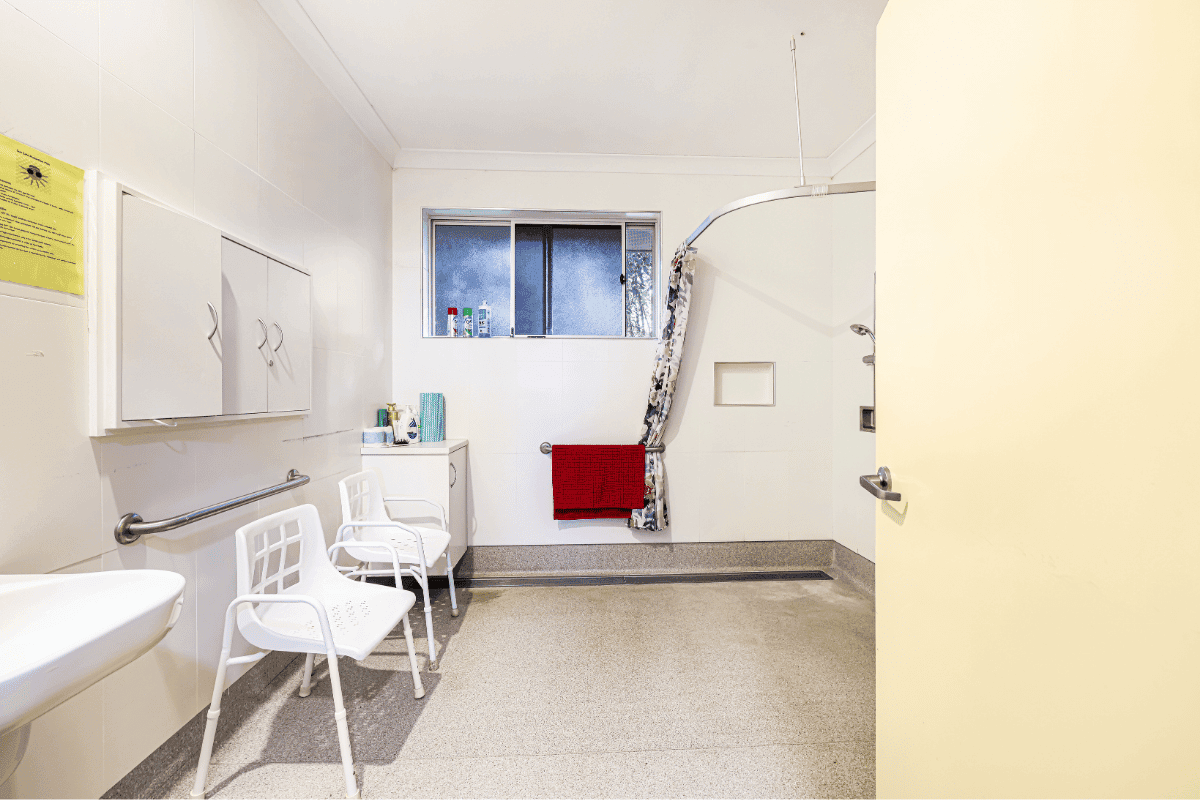 Enjoy this quiet residential home, close to community amenities — Home image 7