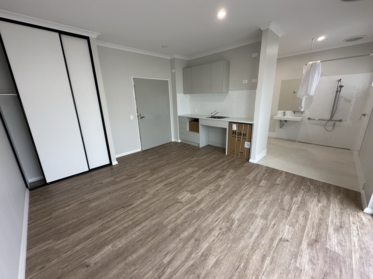 Australind SDA House — Home image 9