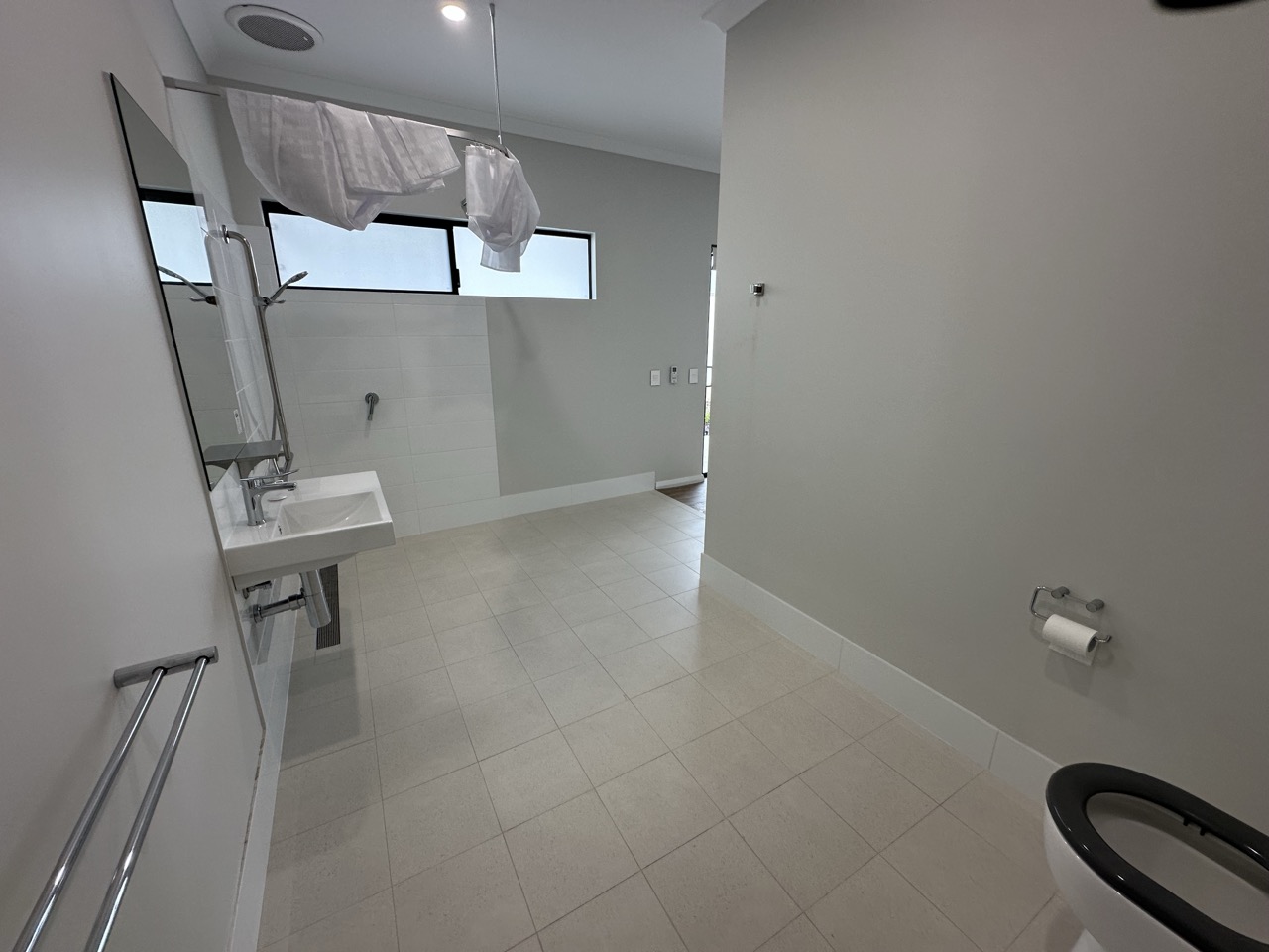 Australind SDA House — Home image 10