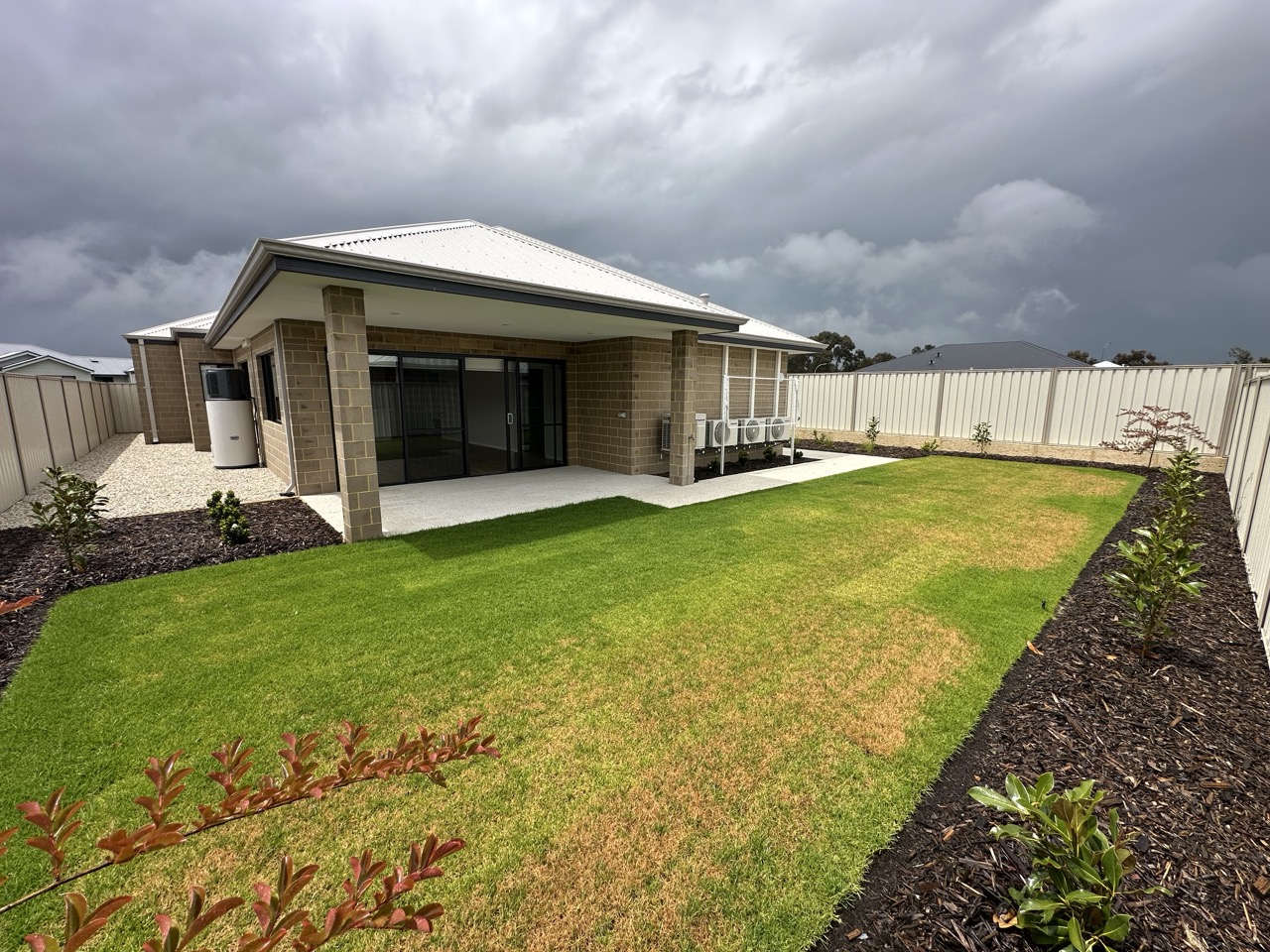 Australind SDA House — Home image 18