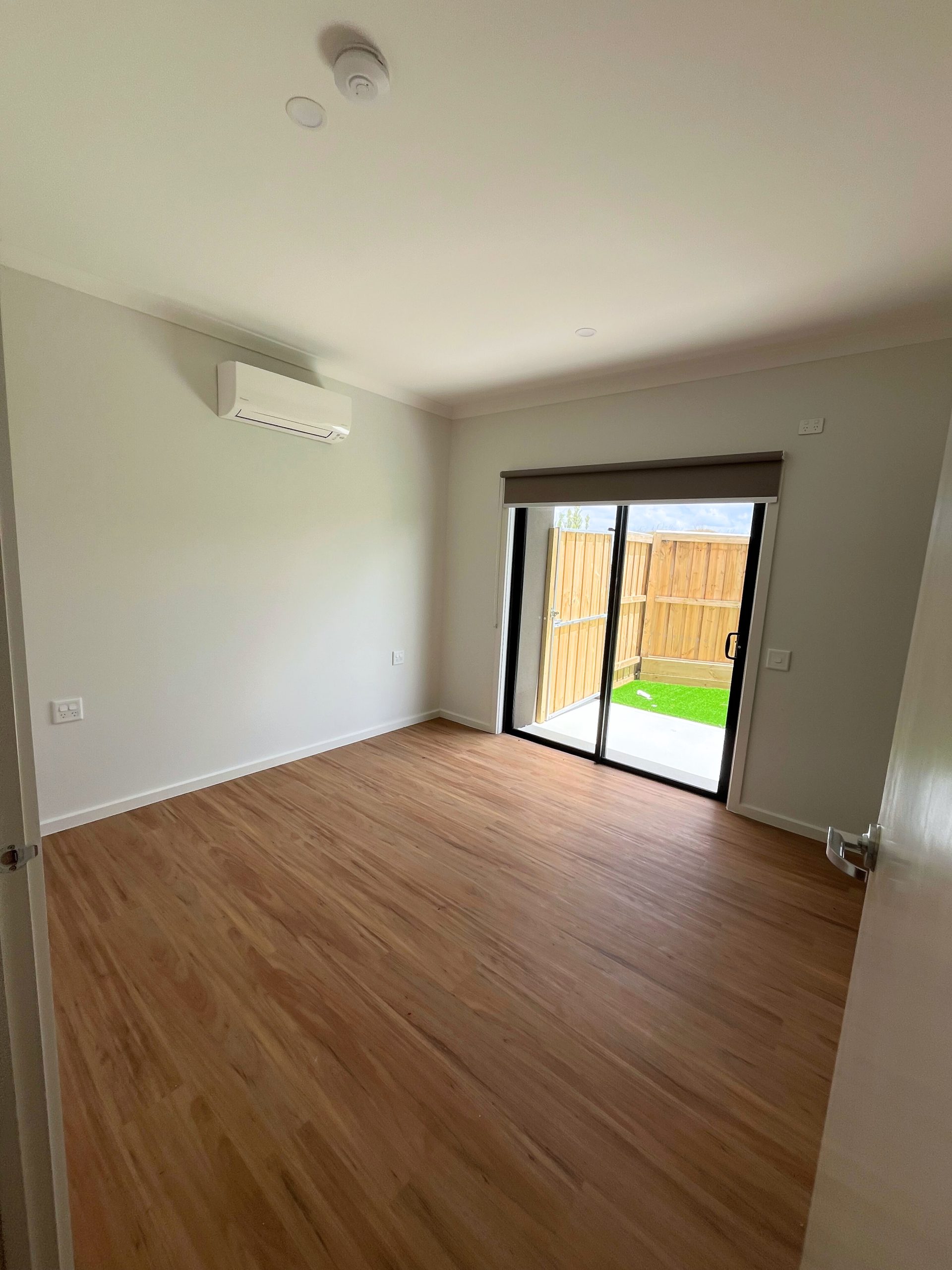 BOURBON, Cranbourne East, VIC - F.A — Home image 5