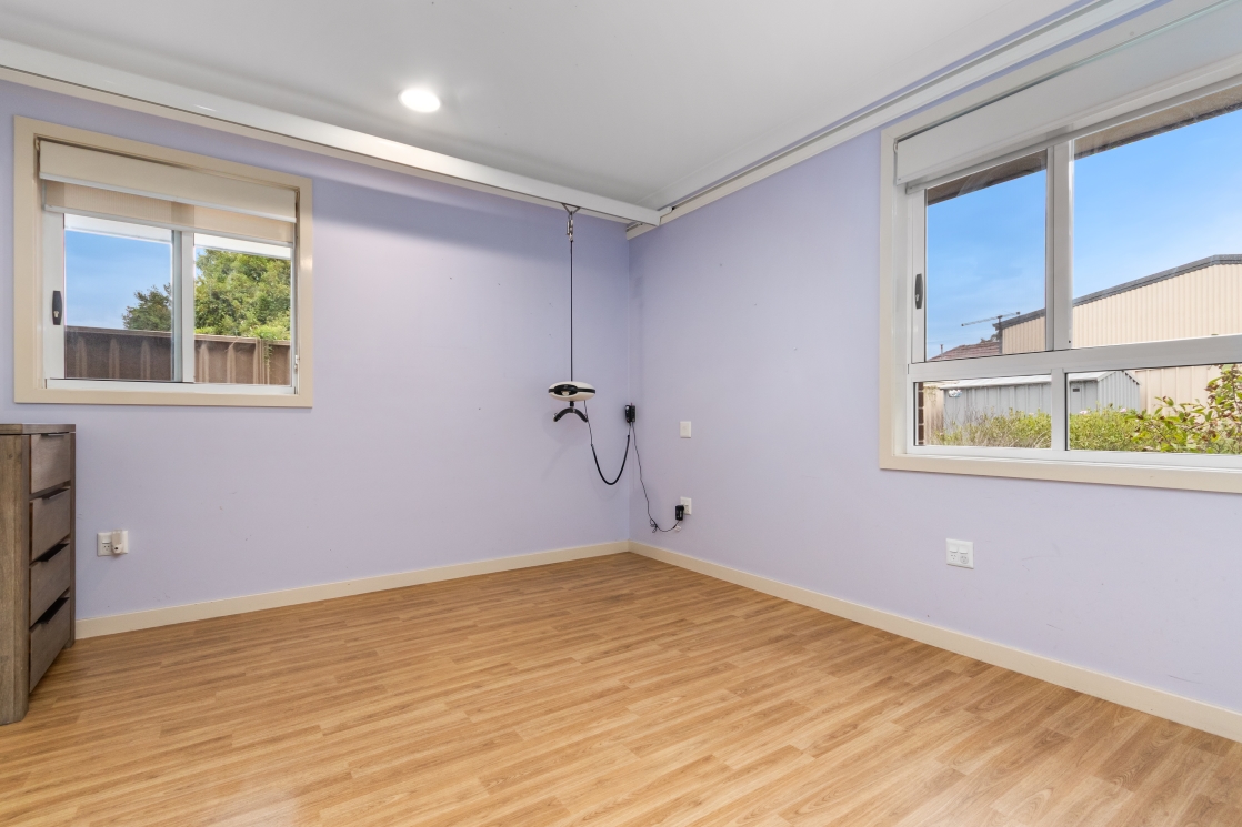 Glendale - modern, purpose-built, shared 5 bedroom home — Home image 4
