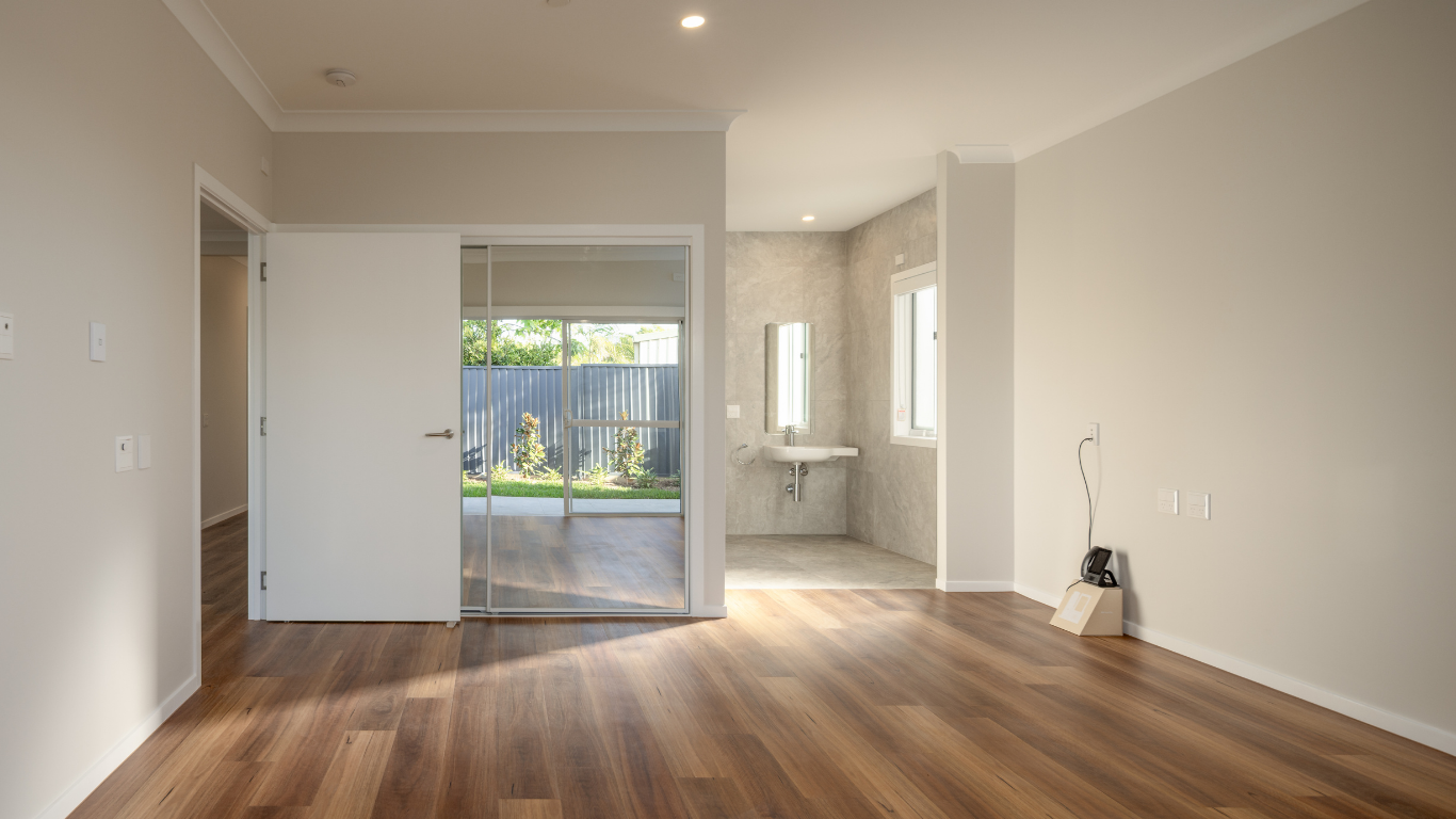 1 of 2 Dual Designer HPS Homes! — Home image 2