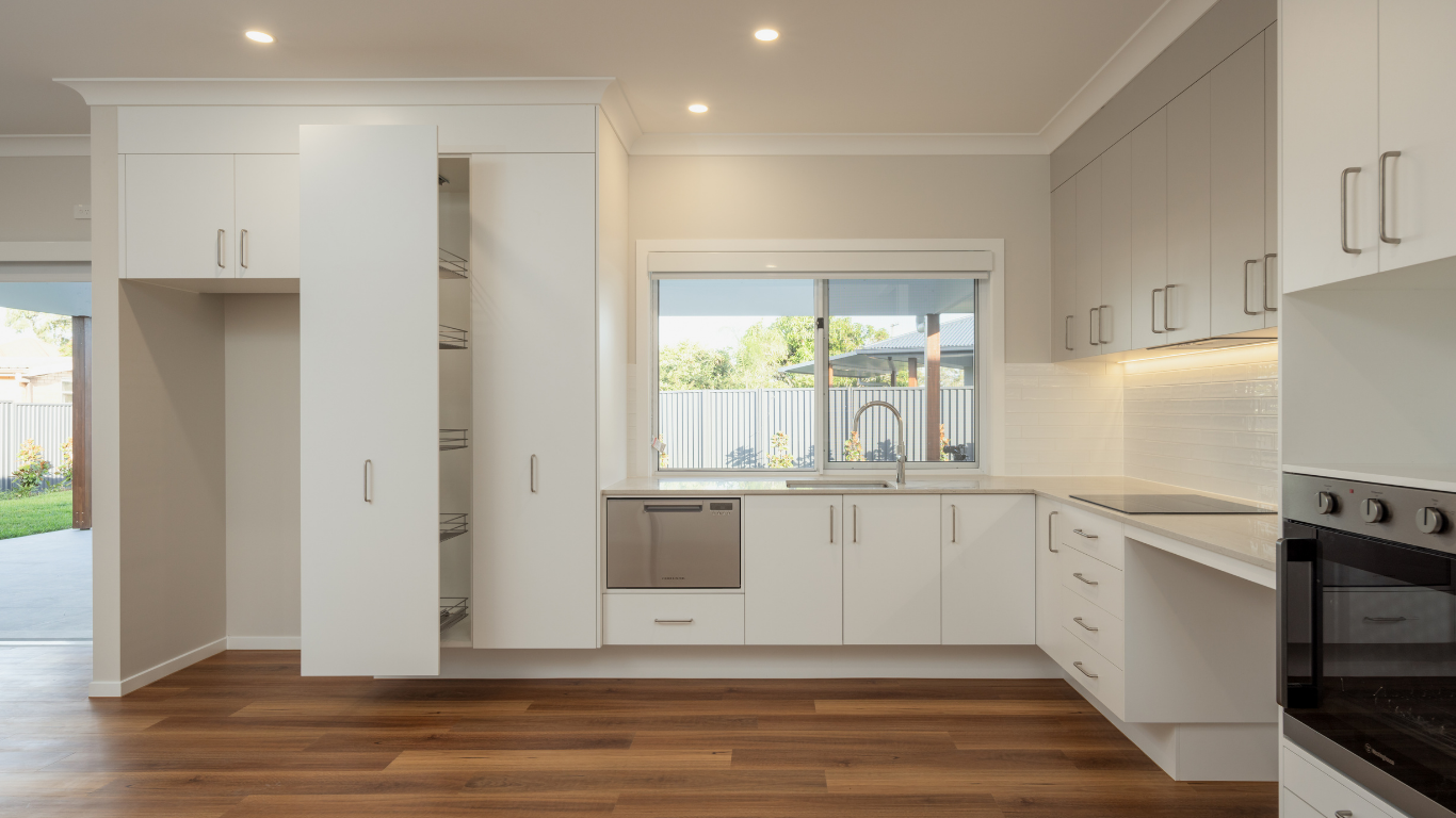 1 of 2 Dual Designer HPS Homes! — Home image 8