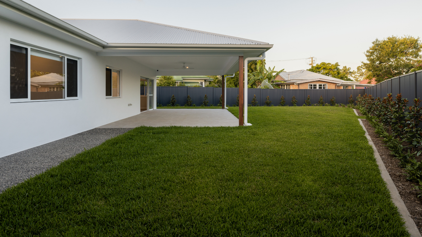 1 of 2 Dual Designer HPS Homes! — Home image 12