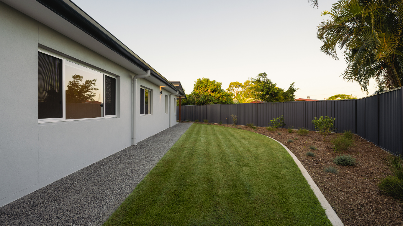1 of 2 Dual Designer HPS Homes! — Home image 16