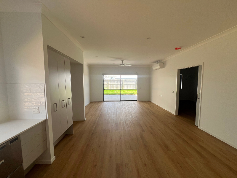 3 Bedroom home + OOA in Thornlands, Queensland — Home image 2