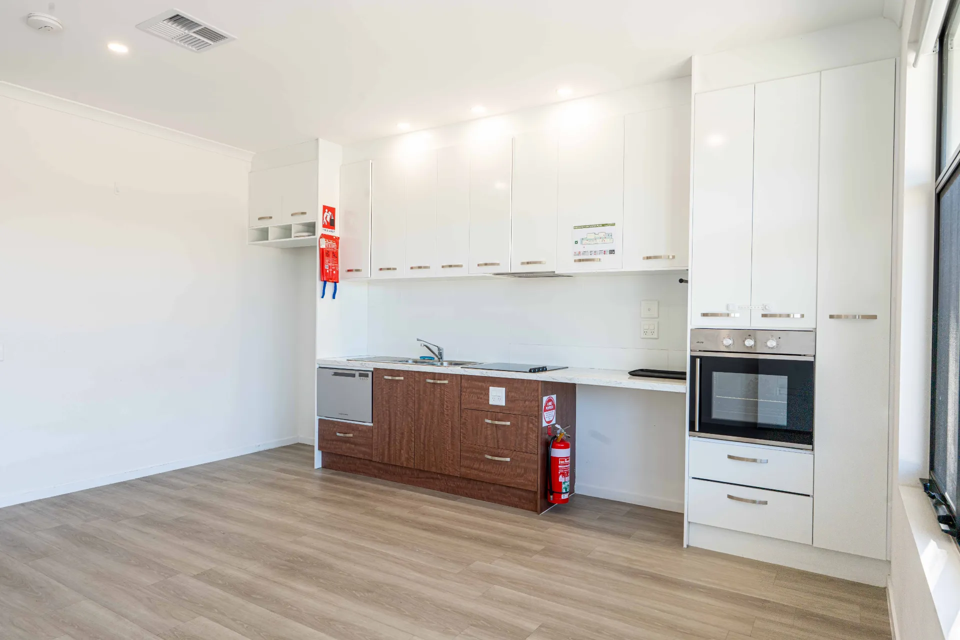 A-Beach Road — Home image 3